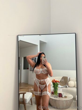 Full leaked Linda vo page private onlyfans photo