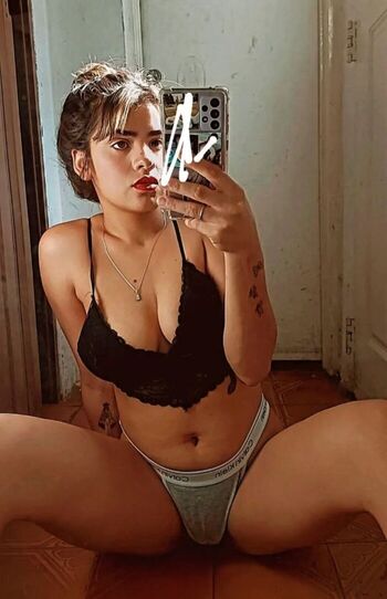 Full leaked Lindaahot private onlyfans photo