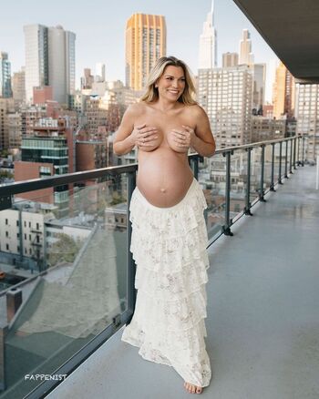 Full leaked Lindsay hubbard private onlyfans photo