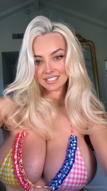 Full leaked Lindsay pelas private onlyfans photo