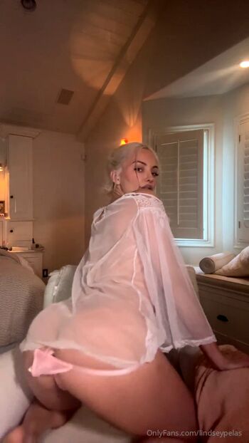 Full leaked Lindsey pelas private onlyfans photo
