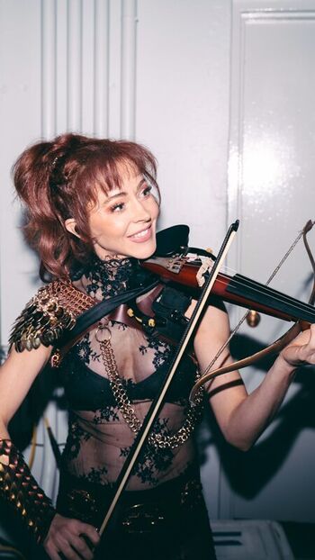 Full leaked Lindsey stirling page private onlyfans photo