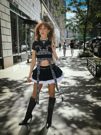 Full leaked Lindsey stirling private onlyfans photo