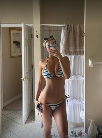 Lindsey Sweeney