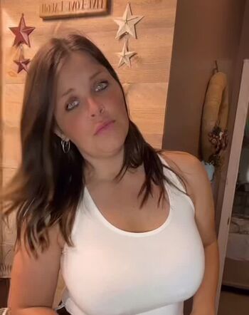 Full leaked Lindzee private onlyfans photo