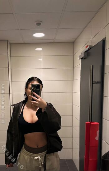 Full leaked Line private onlyfans photo