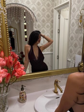 Full leaked Lingdfg page private onlyfans photo