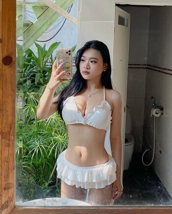 Full leaked Linh th private onlyfans photo