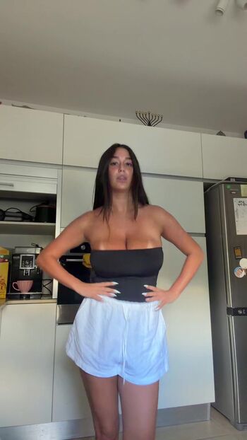 linoyiz29