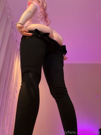 Full leaked Linzor private onlyfans photo