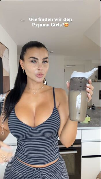 Full leaked Lisa del piero page private onlyfans photo