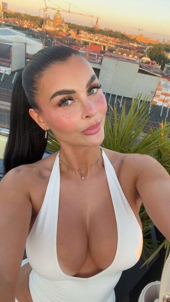 Full leaked Lisa del piero page private onlyfans photo
