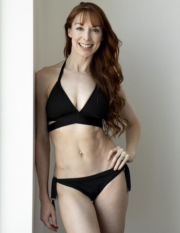 Full leaked Lisa foiles page private onlyfans photo
