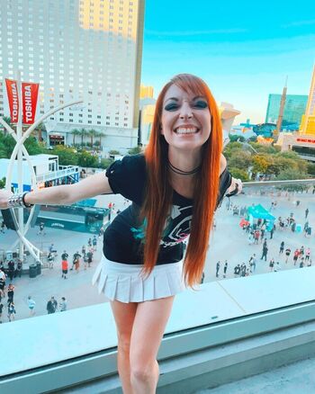 Full leaked Lisa foiles page private onlyfans photo