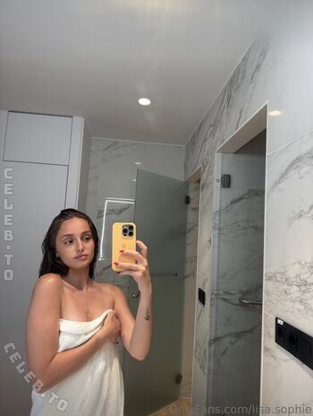 Full leaked Lisa sophie private onlyfans photo