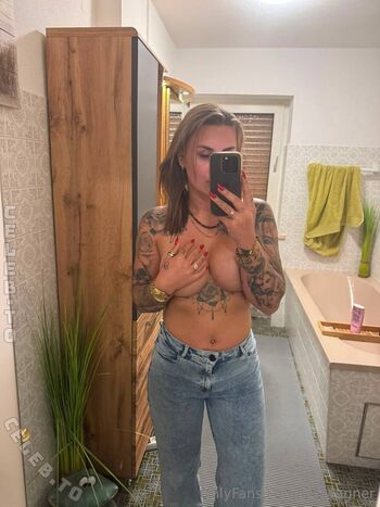 Full leaked Lisa wagner private onlyfans photo