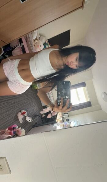 Full leaked Lisha li private onlyfans photo