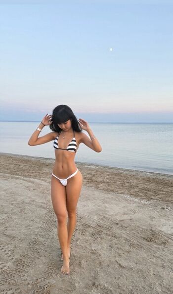 Full leaked Lisha li private onlyfans photo