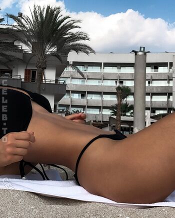 Full leaked Liss thl page private onlyfans photo