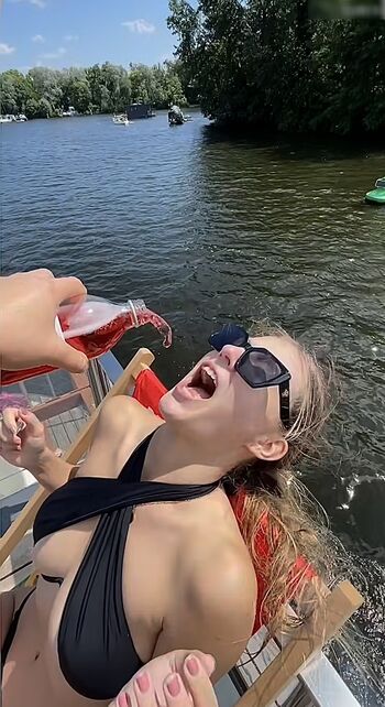 Full leaked Liss thl private onlyfans photo
