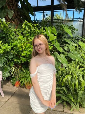 Full leaked Lissa he private onlyfans photo