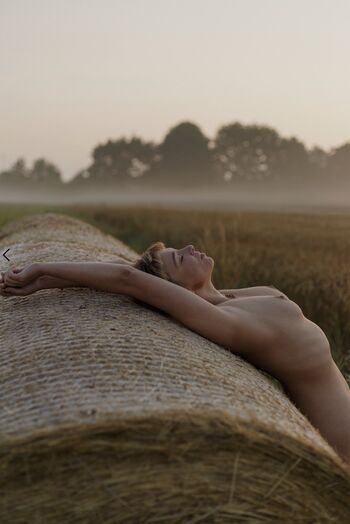 Full leaked Lithuanian girls private onlyfans photo