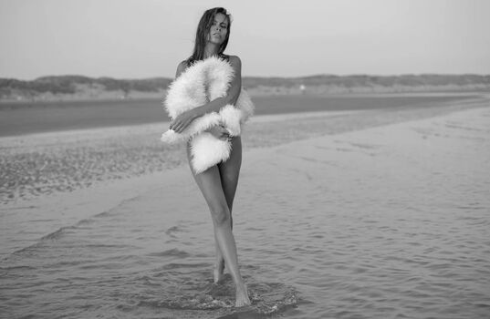 Full leaked Lithuanian girls page private onlyfans photo