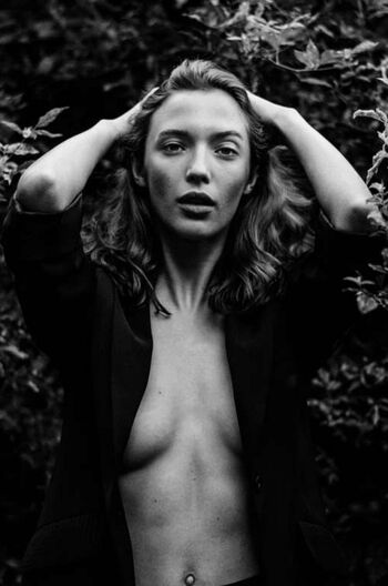 Full leaked Lithuanian girls page private onlyfans photo