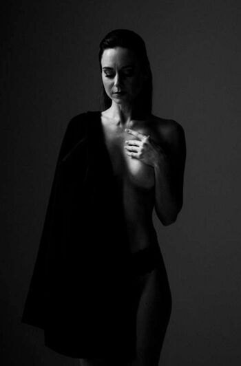 Full leaked Lithuanian girls page private onlyfans photo