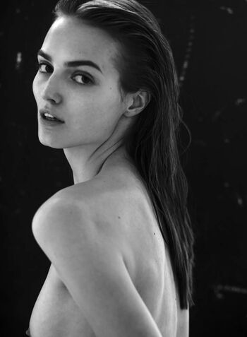 Full leaked Lithuanian girls page private onlyfans photo