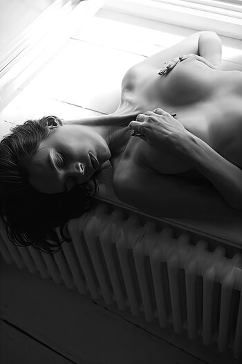 Full leaked Lithuanian girls page private onlyfans photo