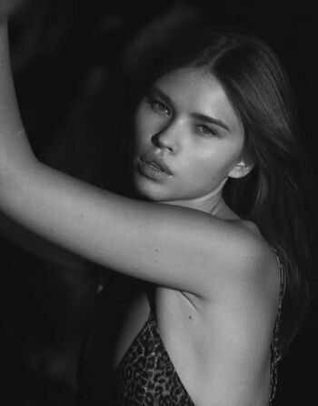 Full leaked Lithuanian girls page private onlyfans photo