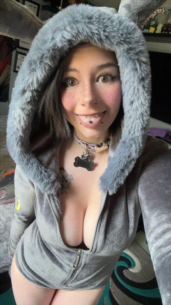 Full leaked Littleloona private onlyfans photo