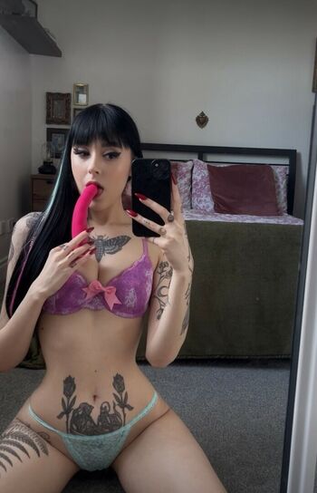 Full leaked Littletrashgirl private onlyfans photo
