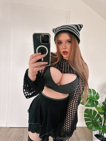 Full leaked Littlewicked private onlyfans photo