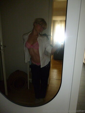 Full leaked Littlexayah private onlyfans photo