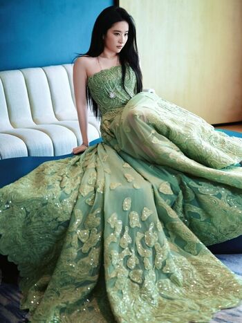 Full leaked Liu yifei private onlyfans photo