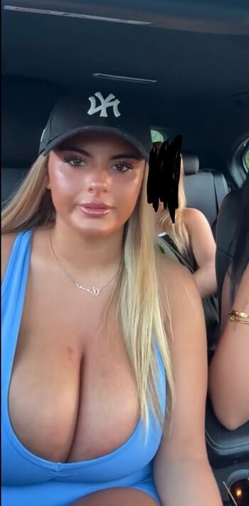 Full leaked Liv jones private onlyfans photo