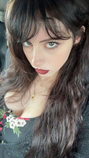 Full leaked Liv littlelivbug private onlyfans photo
