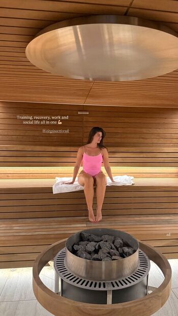Full leaked Livefitelle page private onlyfans photo
