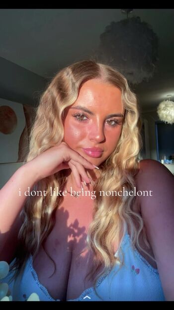 Full leaked Livjoneszz private onlyfans photo