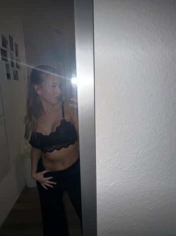 Full leaked Livputellas private onlyfans photo