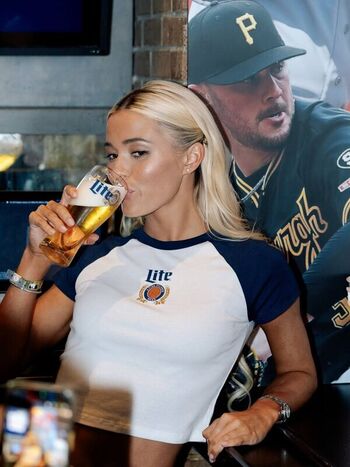 Full leaked Livvy dunne page private onlyfans photo