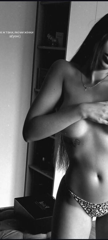 Full leaked Lizaavovk private onlyfans photo