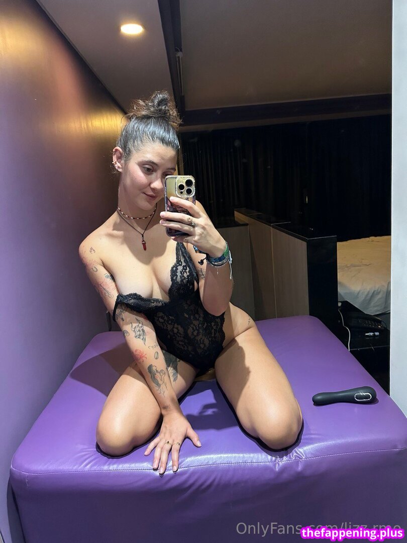 Full leaked Maggiechow/ private onlyfans photo
