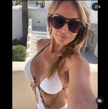 Full leaked Lizzie cundy private onlyfans photo
