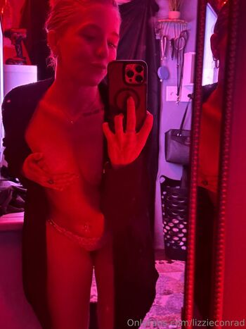 Full leaked Lizzieconrad private onlyfans photo