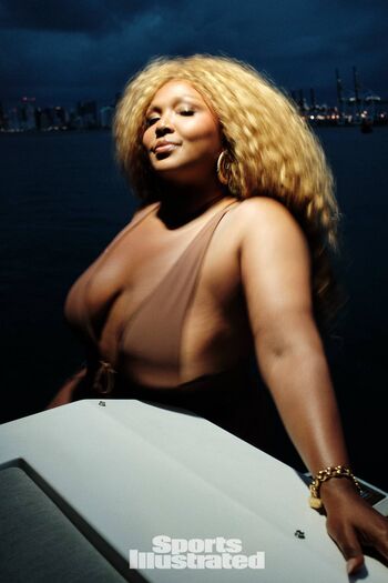 Full leaked Lizzo private onlyfans photo