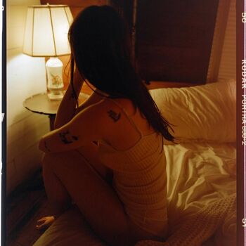 Full leaked Lizzy mcalpine private onlyfans photo