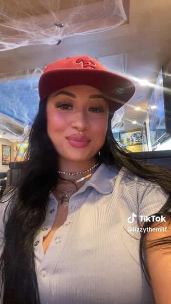 Full leaked Lizzywurst private onlyfans photo